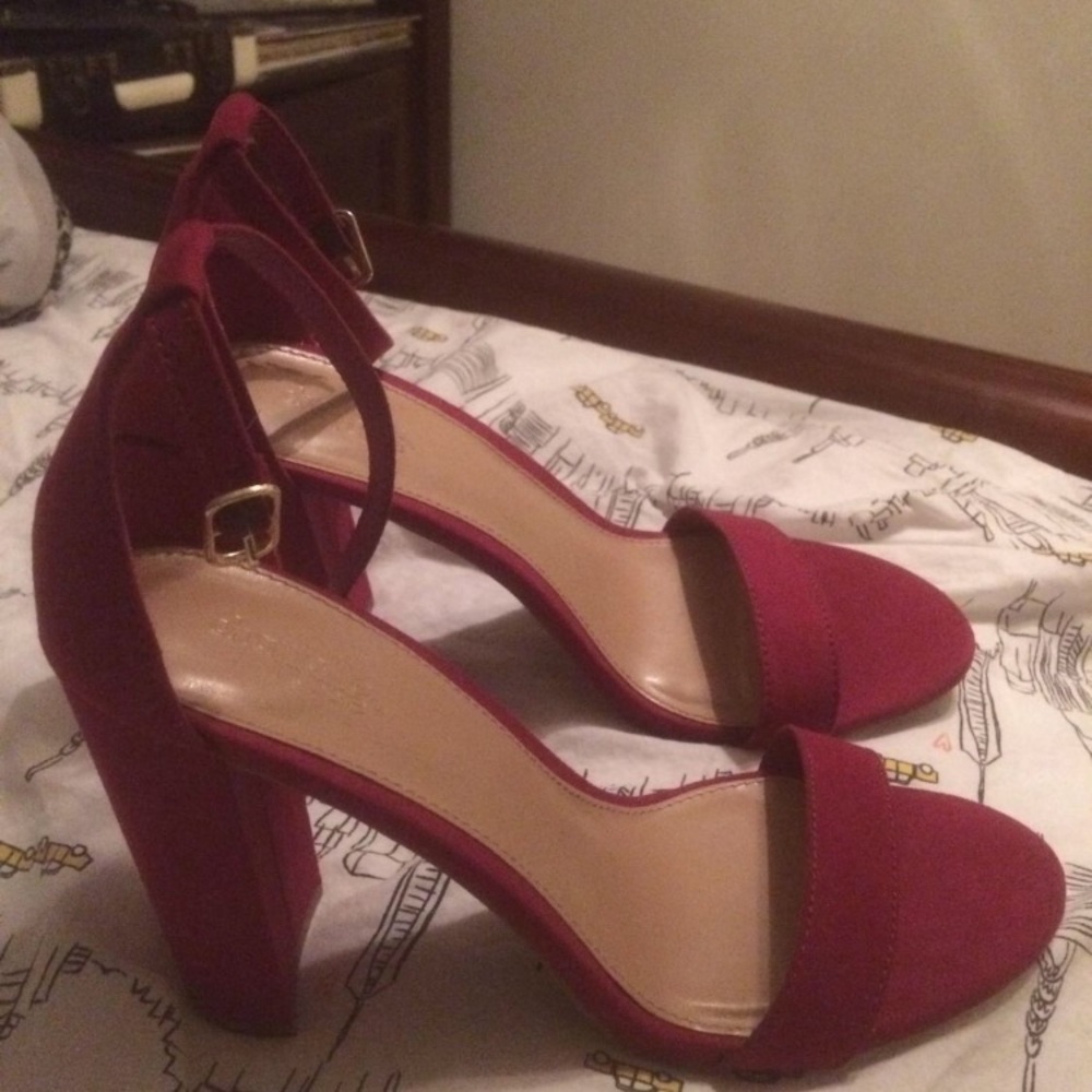 Brand new heels